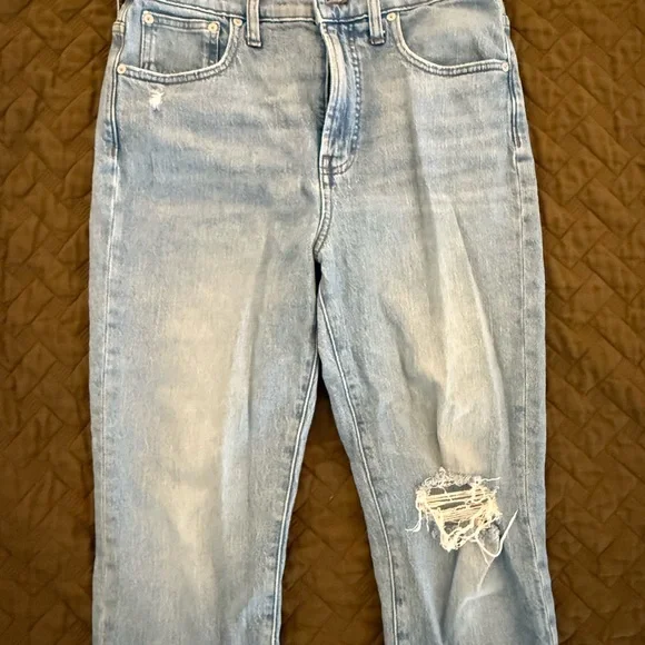 Madewell Light Wash Jeans - Picture 2 of 3